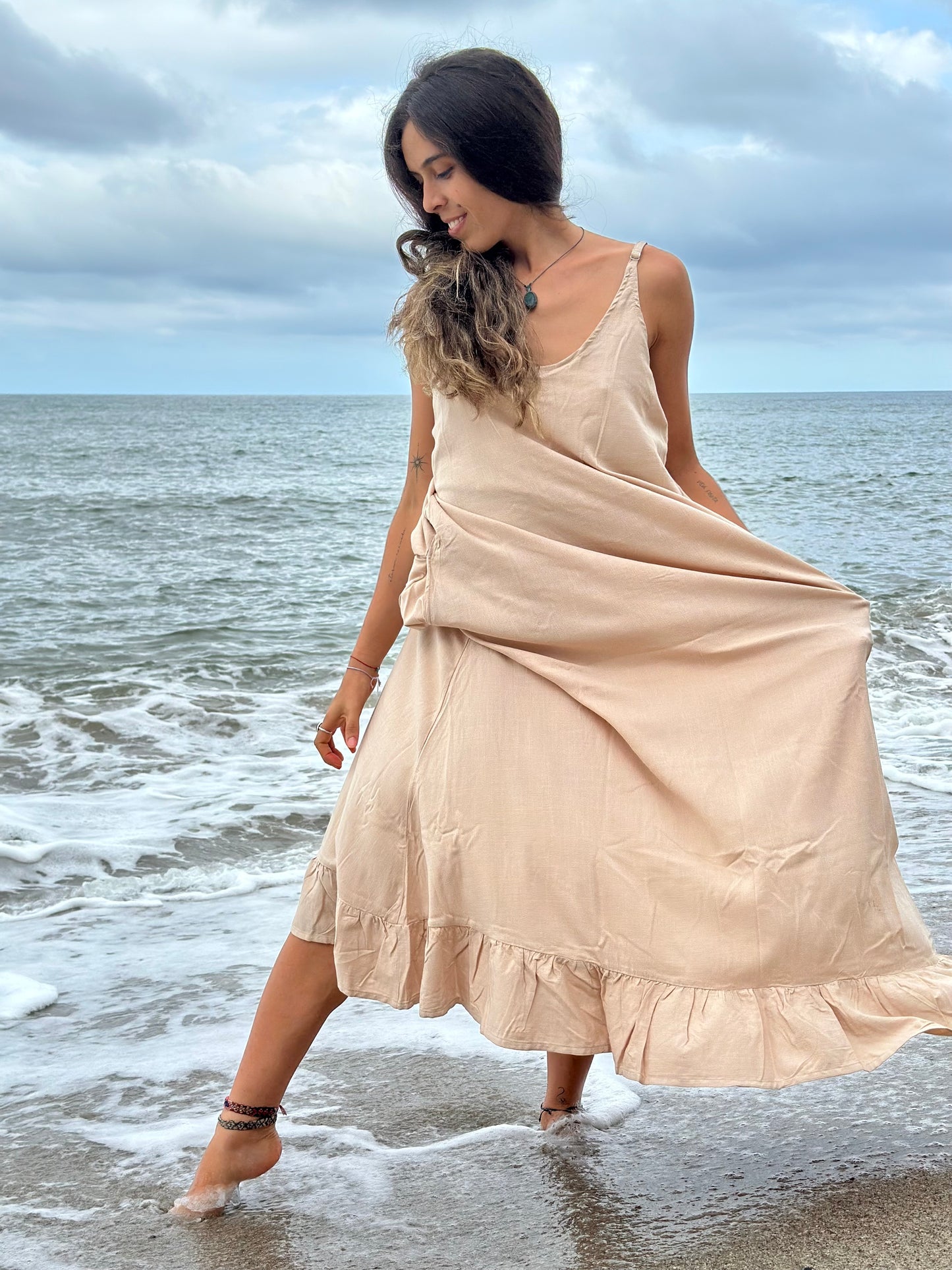 Vestido Básico Arena🌊